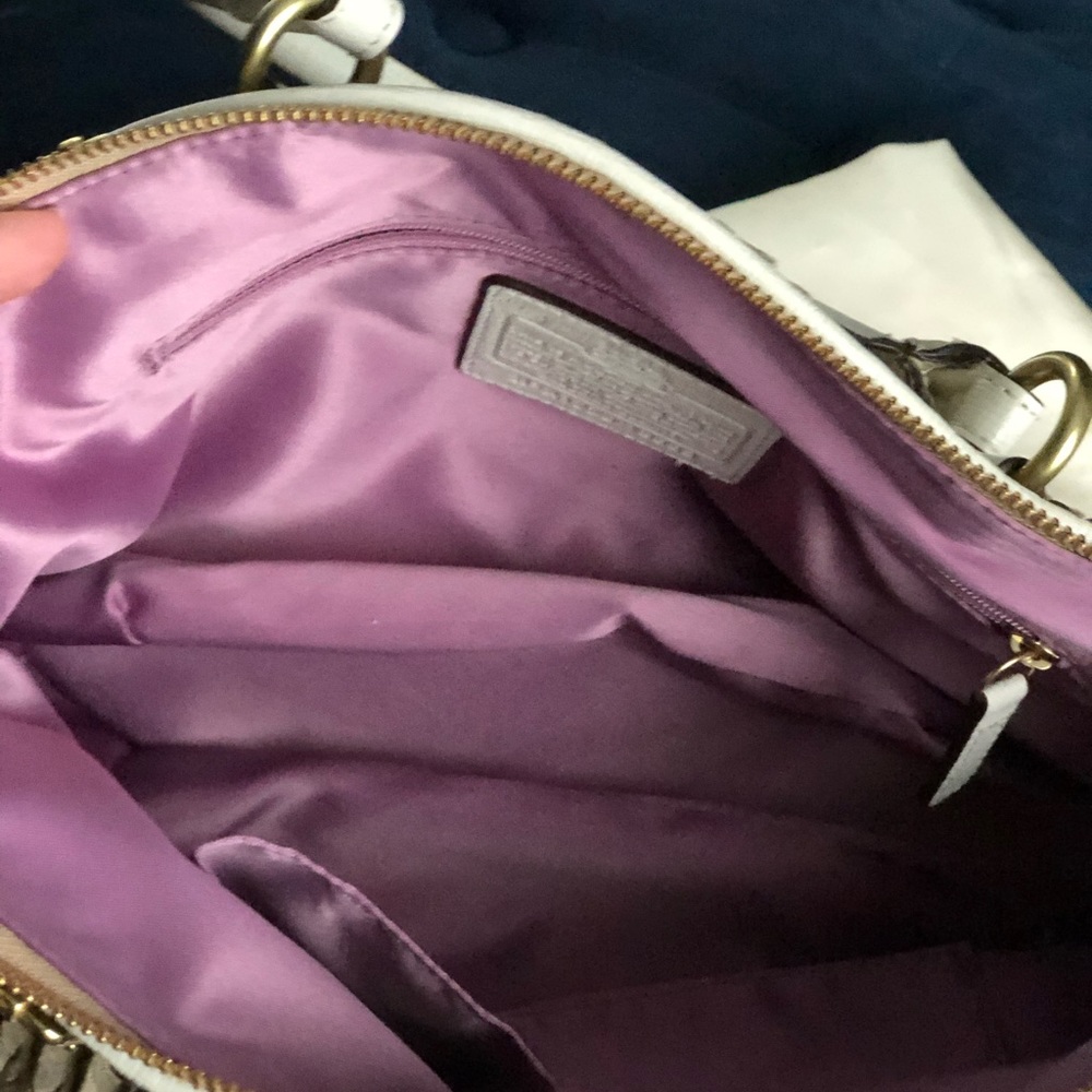 💥offers💥Authentic Coach Handbag rare - Picture 7 of 8